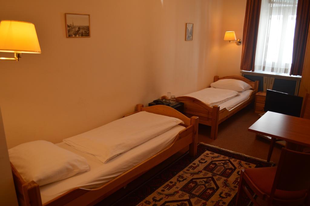 Hotel Pension Walzerstadt Wien Rum bild
